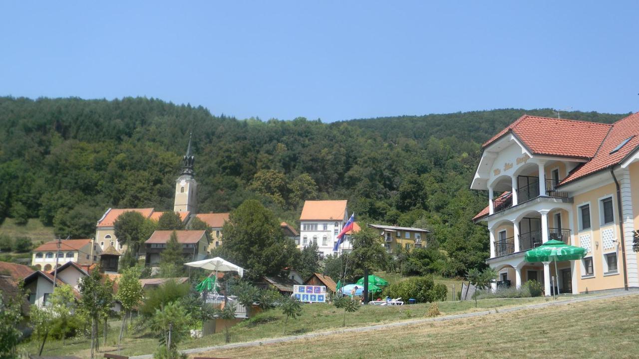 Vila Silva Marija Apartments Pišece Exteriör bild