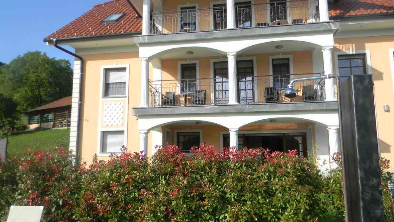 Vila Silva Marija Apartments Pišece Exteriör bild
