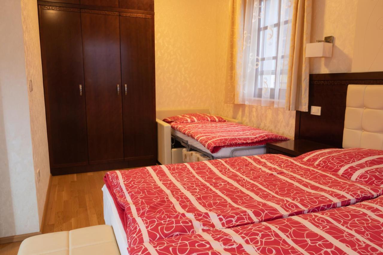 Vila Silva Marija Apartments Pišece Exteriör bild