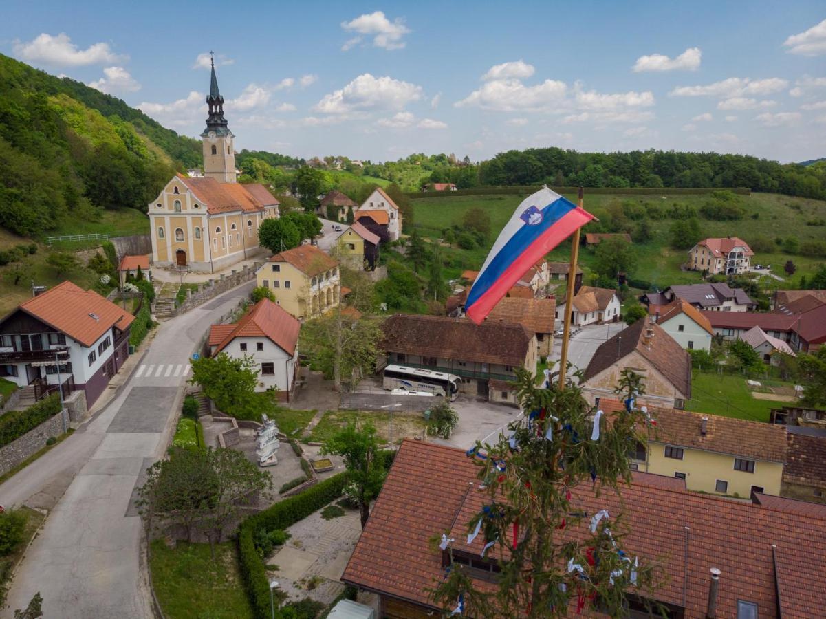 Vila Silva Marija Apartments Pišece Exteriör bild